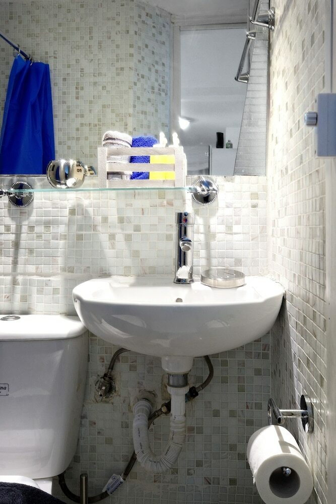 Aparthotel Santorini Style Honeymoon Apartments