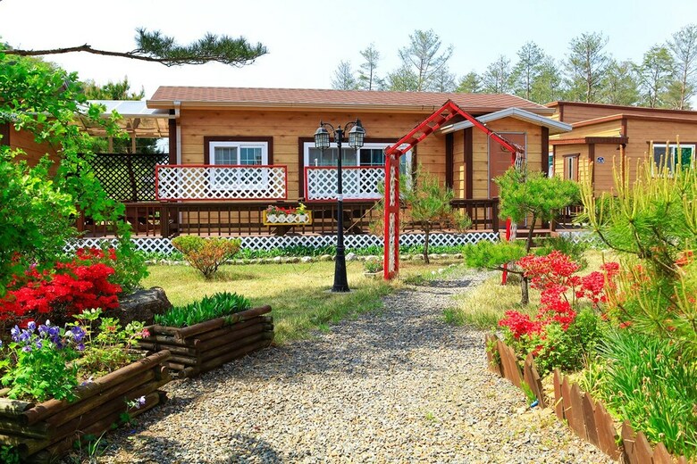 Sweet Pension Yangyang
