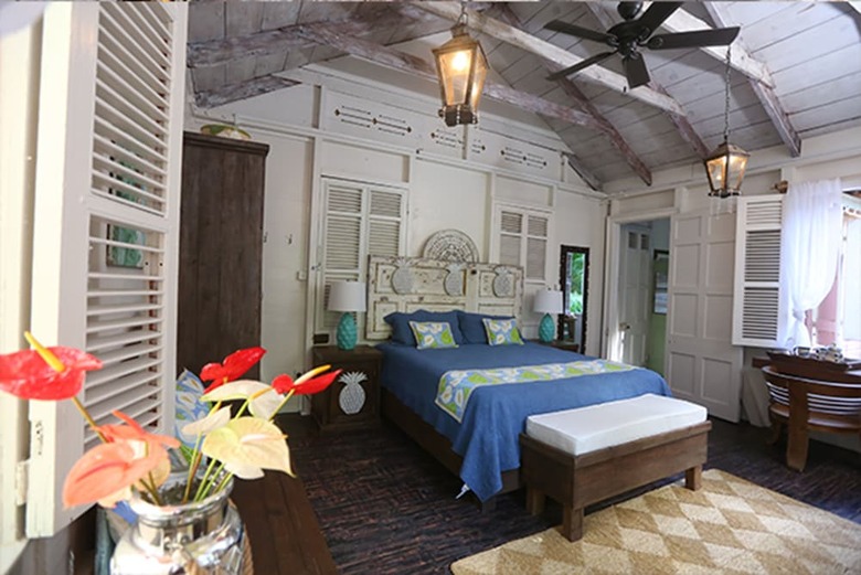Bed & Breakfast Pink Plantation House