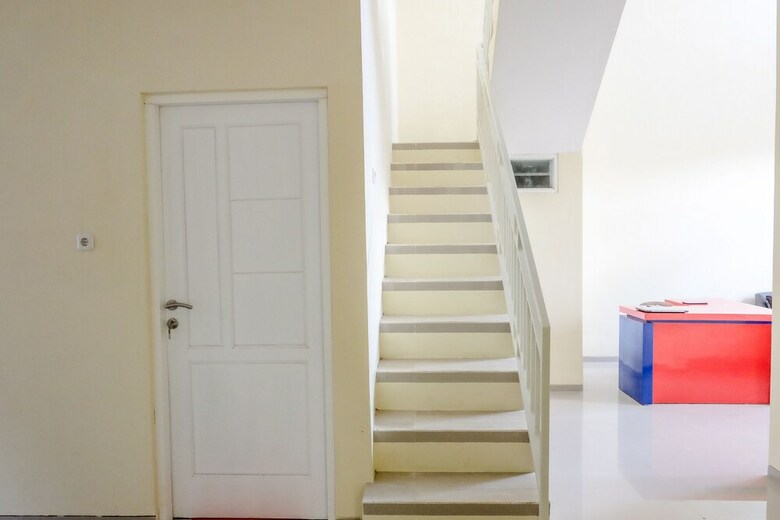 Hostal Oyo 1165 Cakalang Residence Syariah
