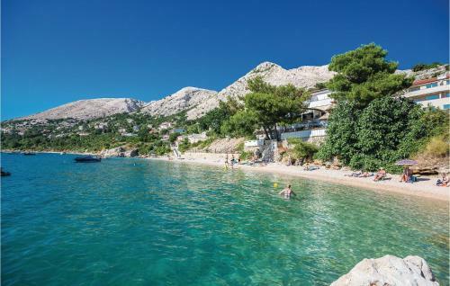 Two-bedroom Apartment In Stara Baska 1