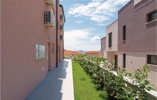 One-bedroom Apartment In Tribunj