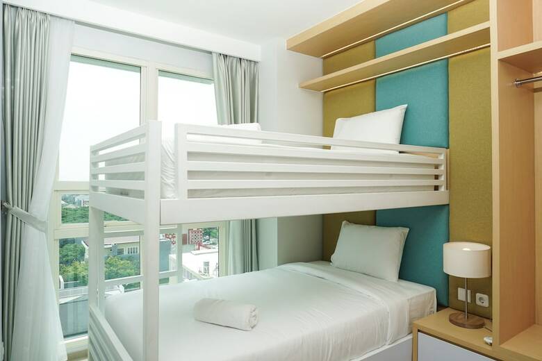 Modern 2br Apartment At Citra Lake Suites