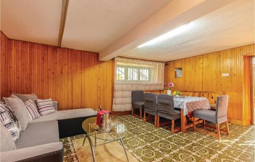 One-bedroom Apartment In Selce