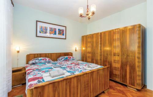 Two-bedroom Apartment In Senj