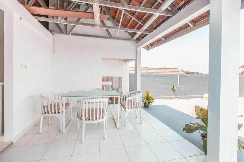 Hostal Oyo Life 1322 Elegant Residence
