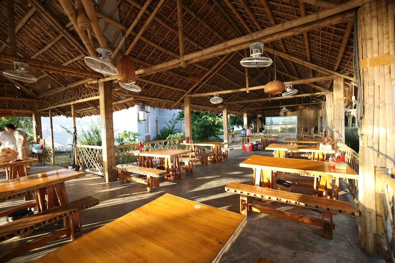 Tre Nguon Hotel & Resort