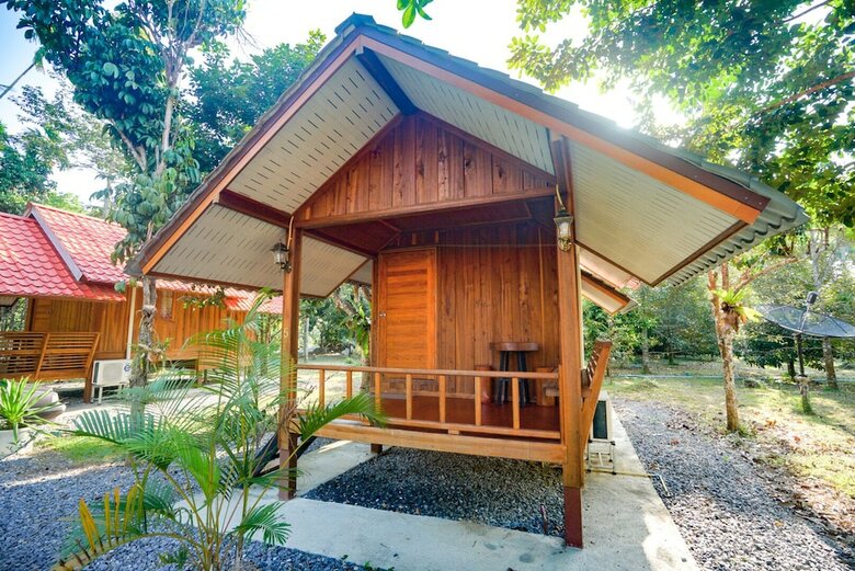 Hotel Talaungjit Resort & Garden