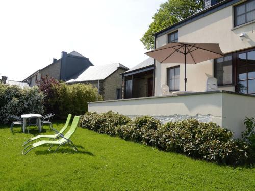 Au Pied Du Grand Ch�ne