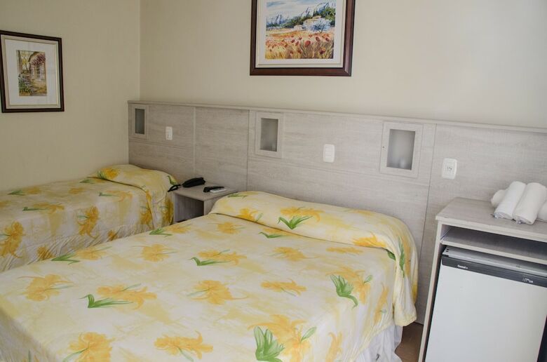 Dona Ad�lia Hotel E Restaurante
