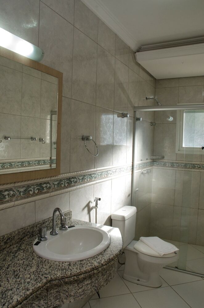 Dona Ad�lia Hotel E Restaurante