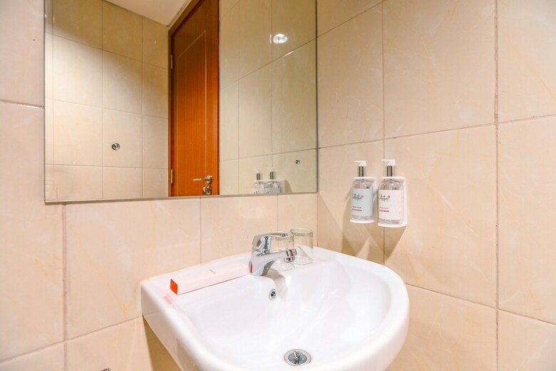 Hotel Collection O 16 Vittoria Residence