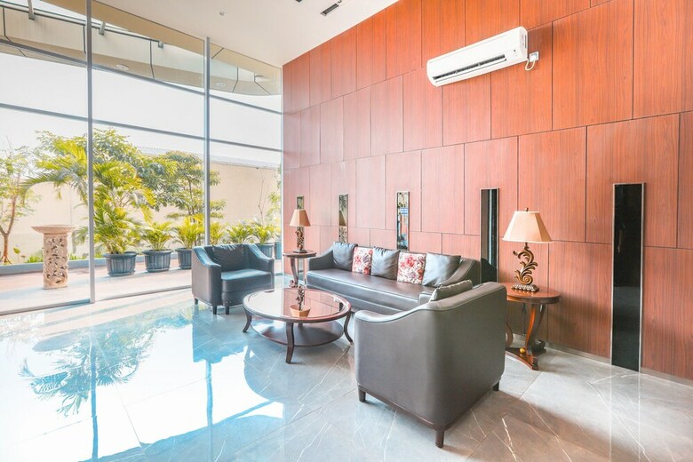 Hotel Collection O 16 Vittoria Residence