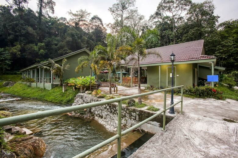 Hotel Oyo 89476 Green Villa Resort