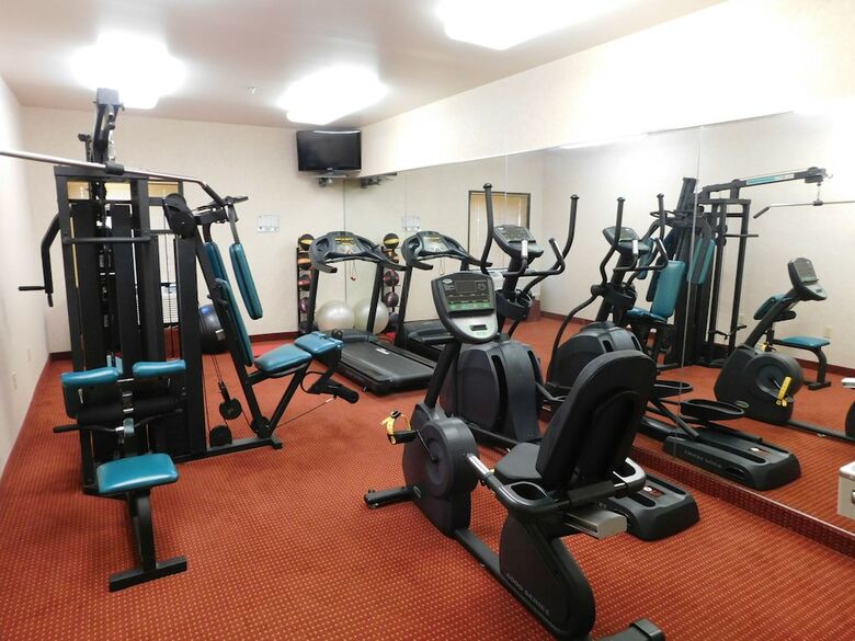 Hotel Days Inn & Suites By Wyndham Cedar Rapids