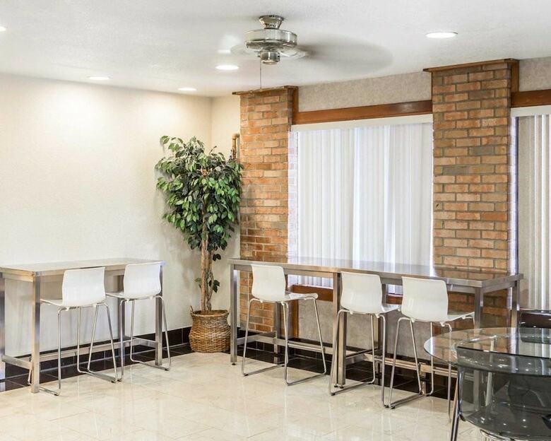 Hotel Quality Inn