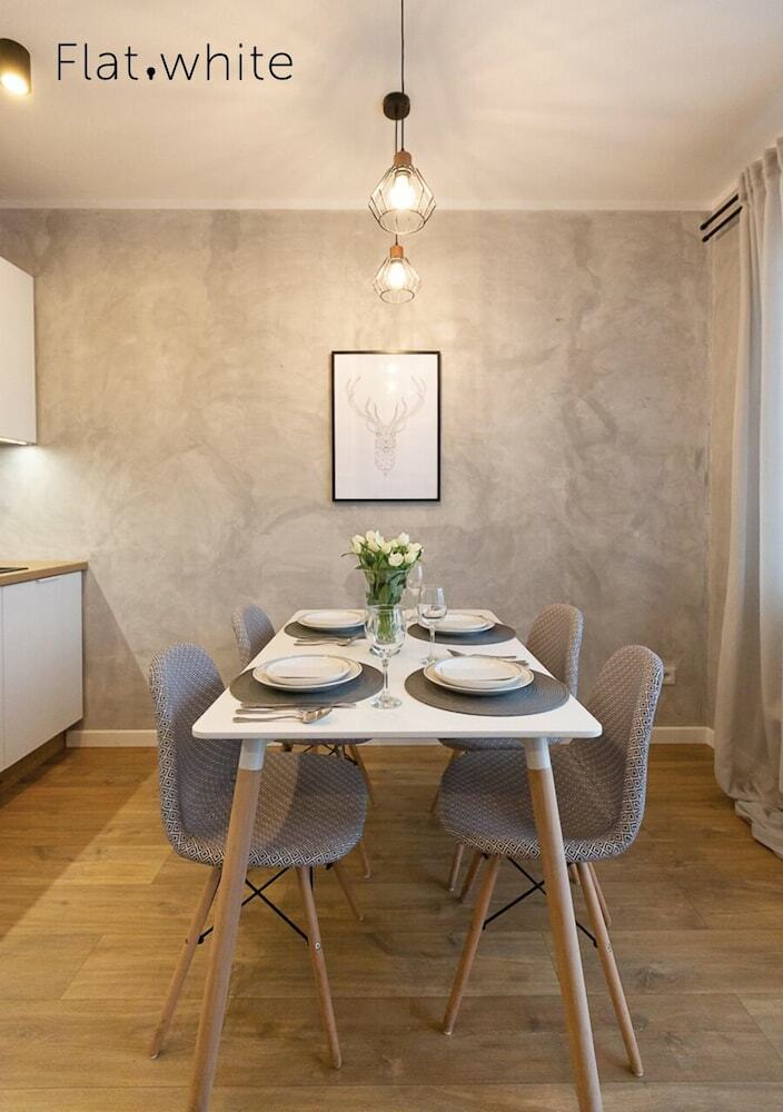 Flat White Apartamenty Zamkowa