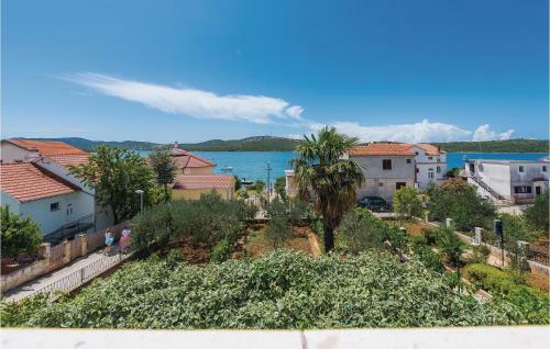 One-bedroom Apartment In Pirovac