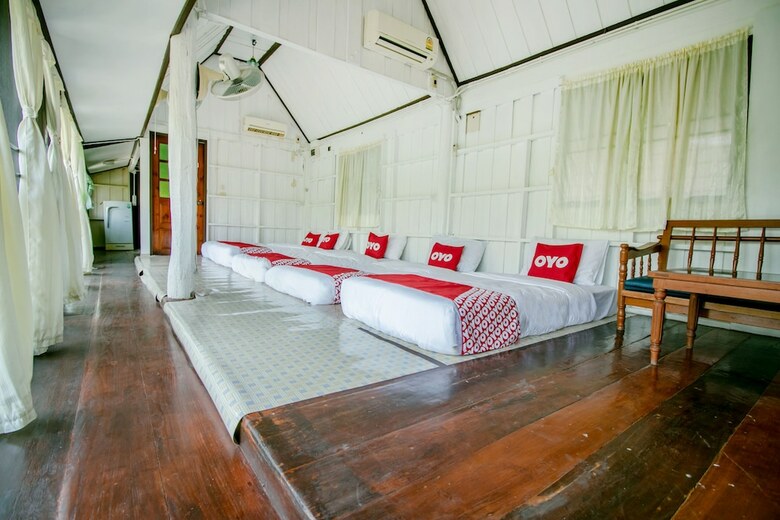Hotel Oyo 402 Raknatee Resort