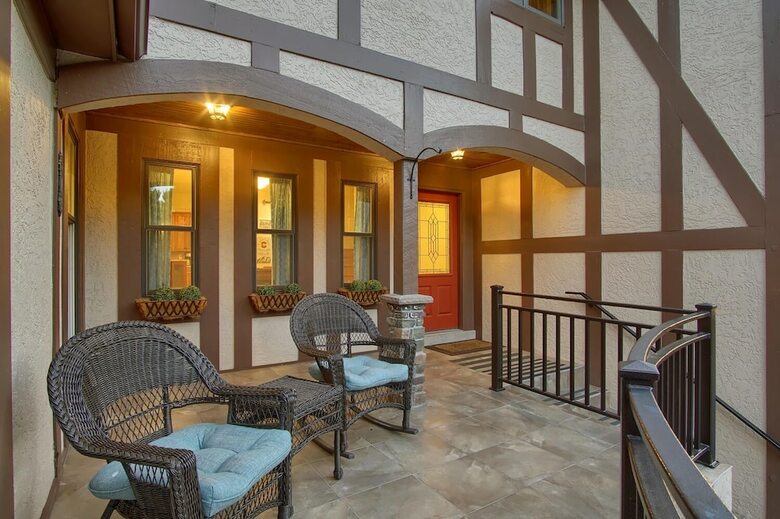 Villa 5br Poe Manor Entertain,hot Tub+has Everything!