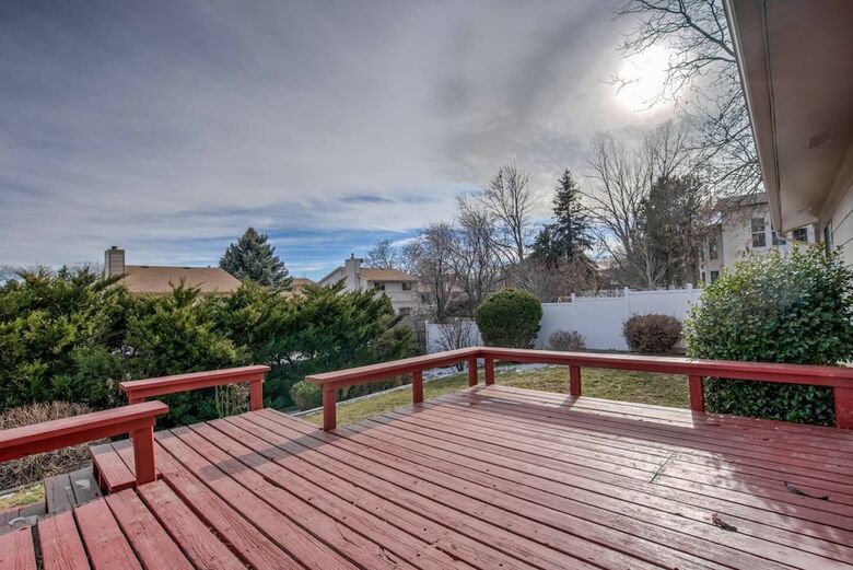 3bdrm Value And Comfortcheyenne Mountain Suburbs!