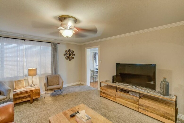 Villa 2 Bdolympic Trainingnear Parks, A Lake, Downtown