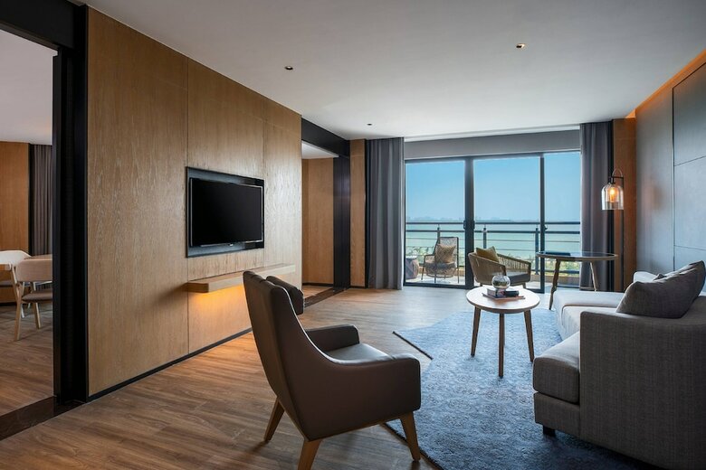 Renaissance Xiamen Hotel