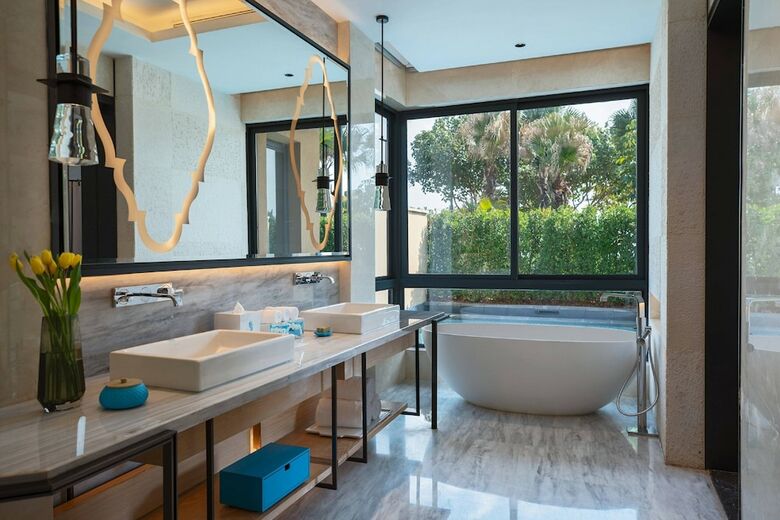 Renaissance Xiamen Hotel