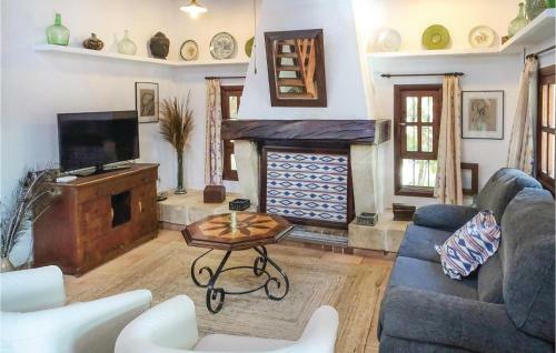 Three-bedroom Holiday Home In Manacor