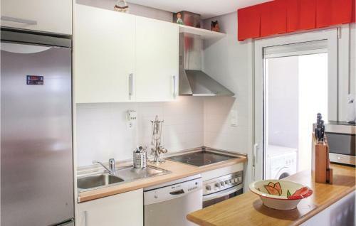 Two-bedroom Holiday Home In Roldan