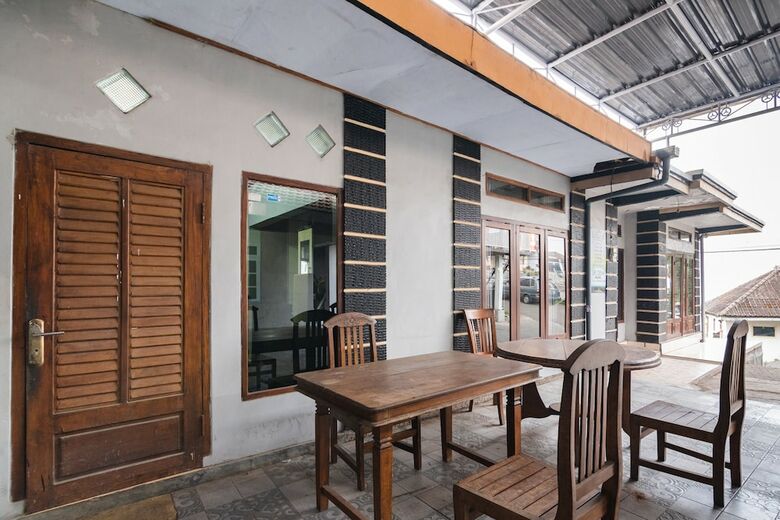 Hotel Oyo 1765 Herman Homestay