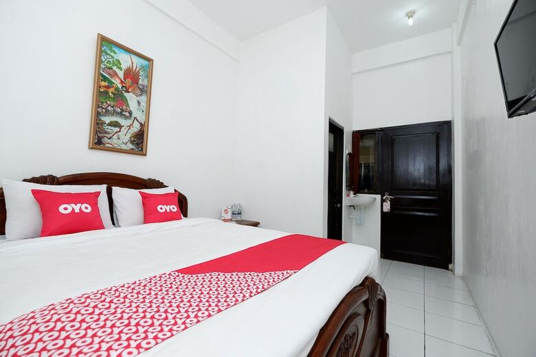 Oyo 1706 Hotel H&w Solo