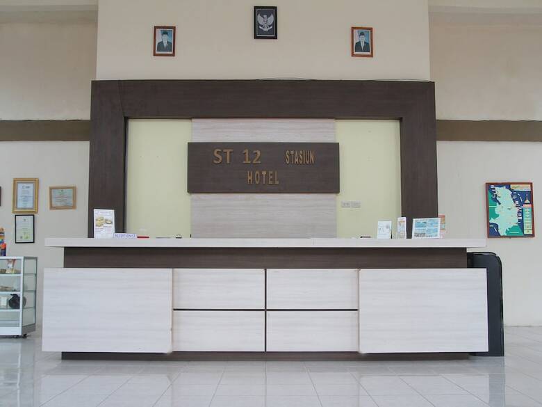 Oyo 2146 Hotel St 12