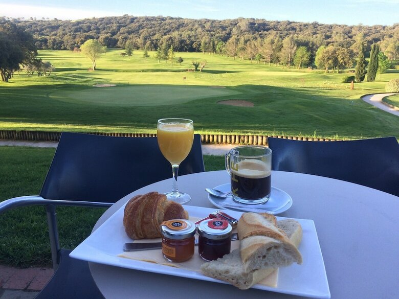 Golf & R�sidence de N�mes Vacquerolles