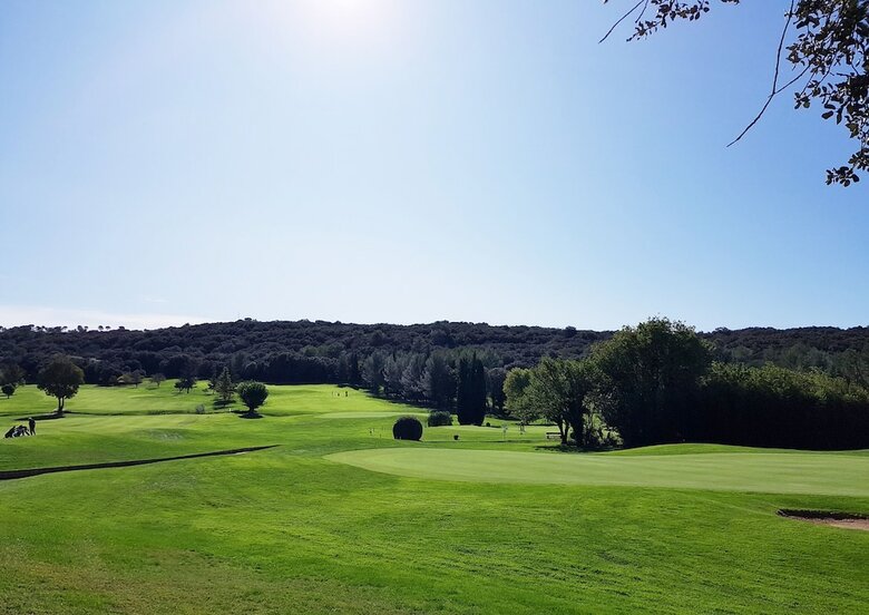 Golf & R�sidence de N�mes Vacquerolles