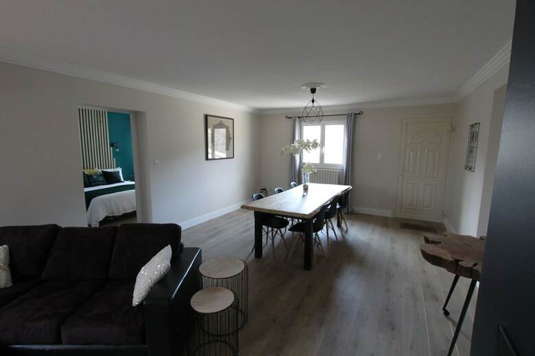 Apartement 120m With Garden In A Villa