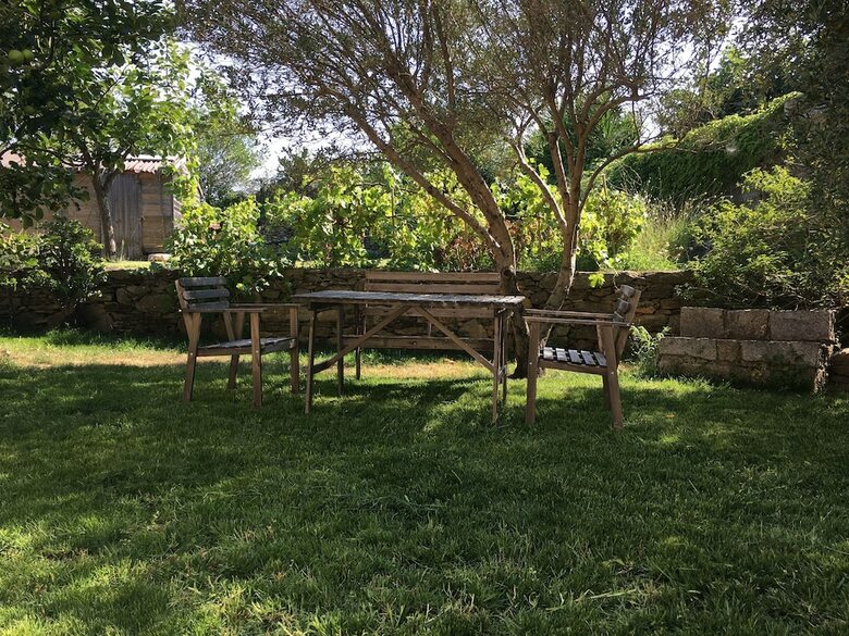 Apartement 120m With Garden In A Villa