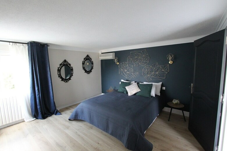 Apartement 120m With Garden In A Villa