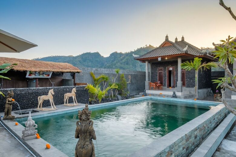 Bed & Breakfast Latengaya Mount Batur Bungalow