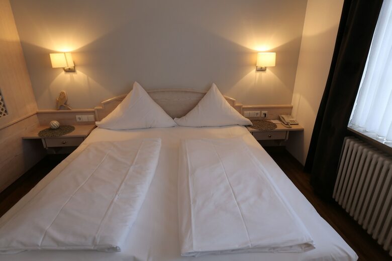 Hotel Metzgerei R��le