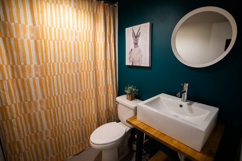 Hostal Santurcia Hostel - Adults Only