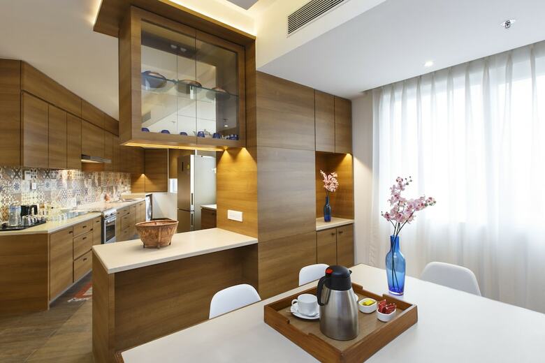 Hotel Ambassador By Ace Hotels