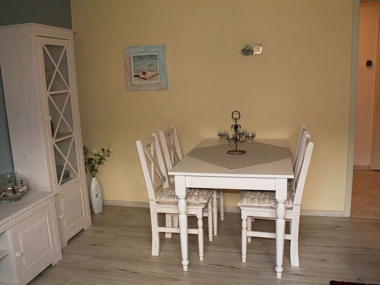 Quaint Apartment In Rerik Located By The Seaside