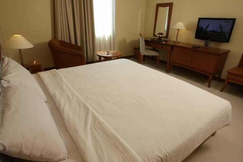 Makassar Golden Hotel