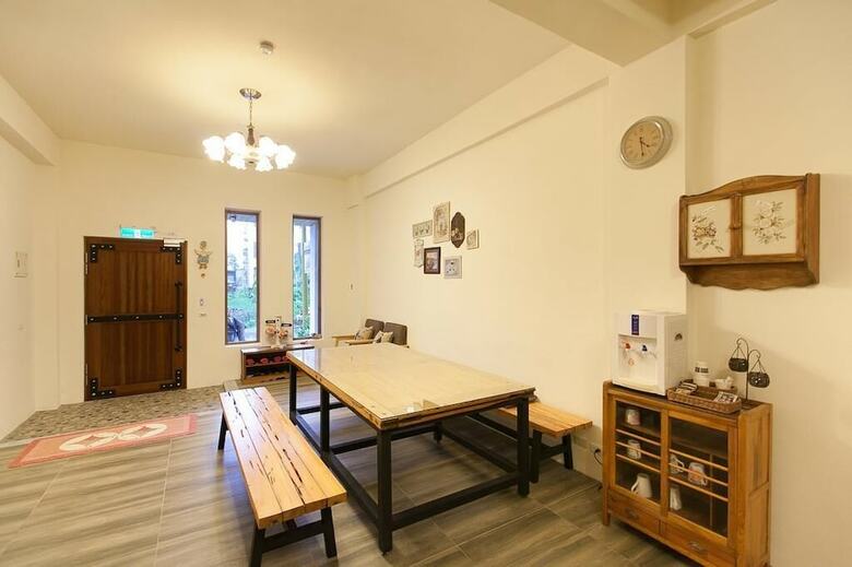 Hotel George Garden Homestay