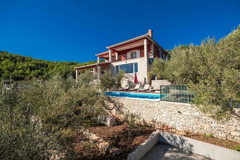 Villa Luxury Stairway To Heaven With Pool