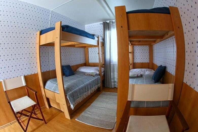 Yachter Club Modr� ?ajka