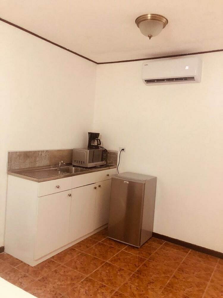 Casa Familiar Villa Aura