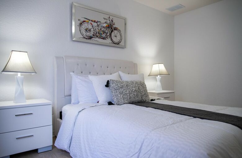 Luxurious Venetian Gem By Orlando Short Term
