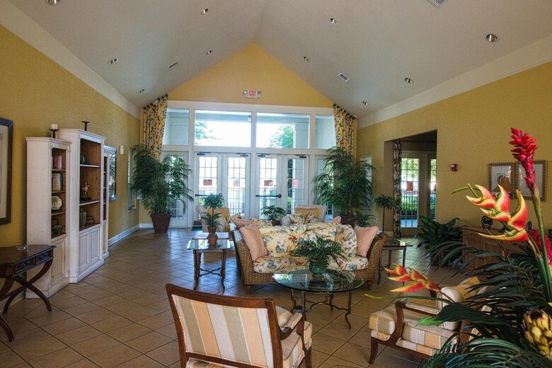 Luxurious Venetian Gem By Orlando Short Term